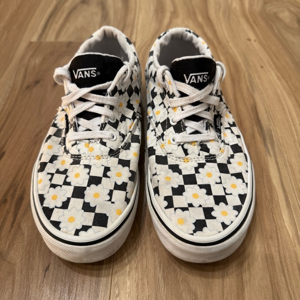Vans Kids' Black and White Checkered Floral Sneakers Size 4